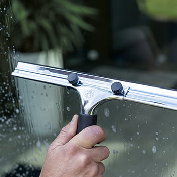 102322 - vinduesskraber 1.jpg